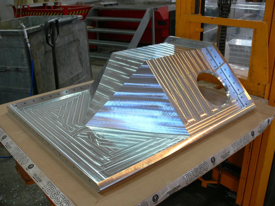 Psi Reaktor Eintrittsbereich Alu Fraesen — CNC, CNC Dynamix AG, Büron LU