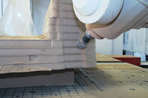 Bahnfront Cwa Bearbeitung Laminierform Fraesen 5 Achsen — Laminiermodelle, CNC Dynamix AG, Büron LU