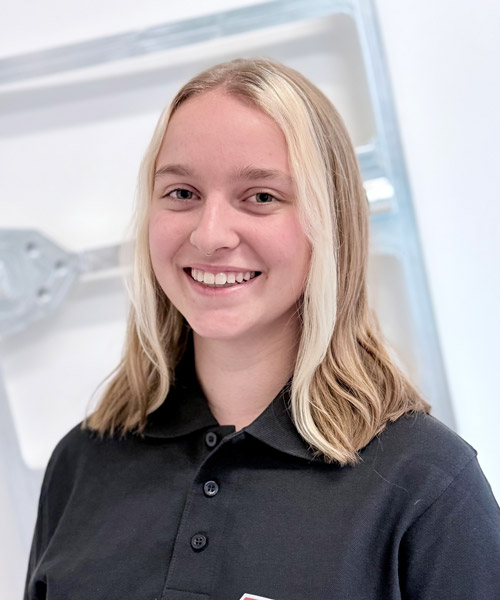 Florina Lüthy - CNC Expert, CNC Dynamix AG, Büron LU